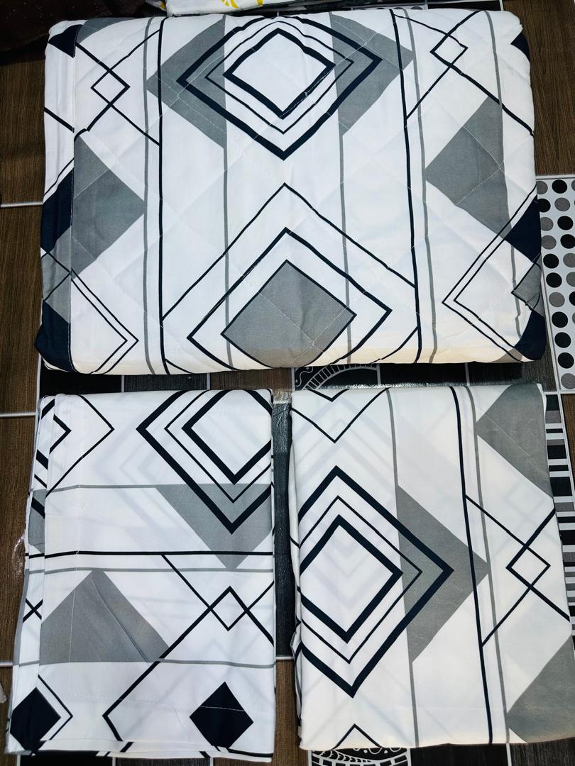 MINI COUETTES-DRAP-TAIES